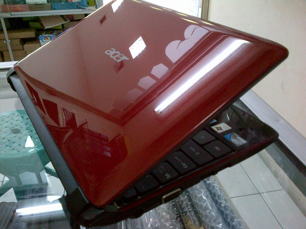 Netbook Acer One AO532h Intel atom N450 1GB 160GB 10" mulus bagus segel