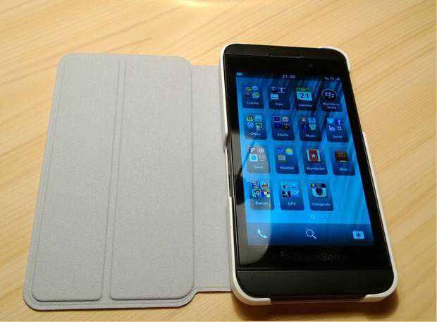 Flip Shell Case Buat Blackberry Z10