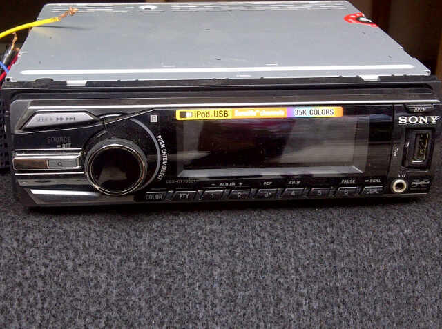 WTS : SONY XPLOD + TEMEN2 NYA , MULUS