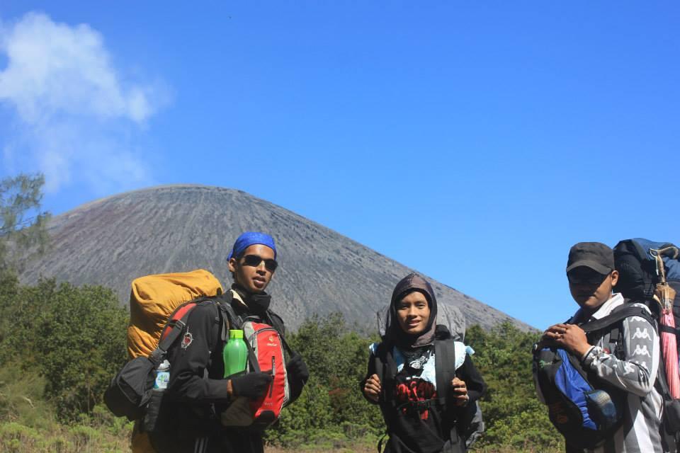 Perjalan ke Semeru + Kesurupan Warga Ranu Pani ( Makhluk Halus )