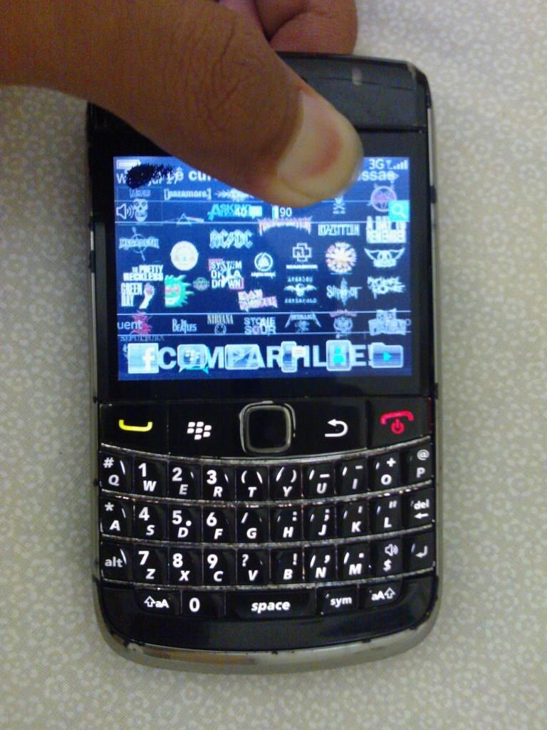 Blackberry 9700 Rusak