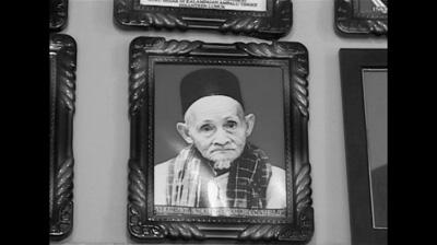Siapakah kakek yang fotonya sering dipajang di RM Padang?
