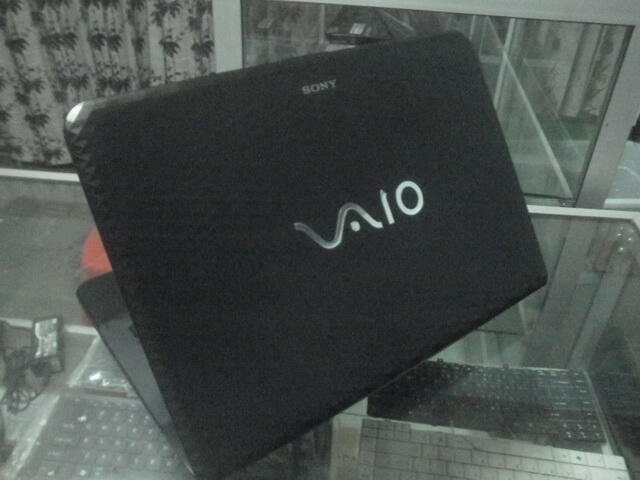 SONY VAIO VPCEG35EG Core i3, RAM2GB,HD320GB, BU MURMER BANDUNG