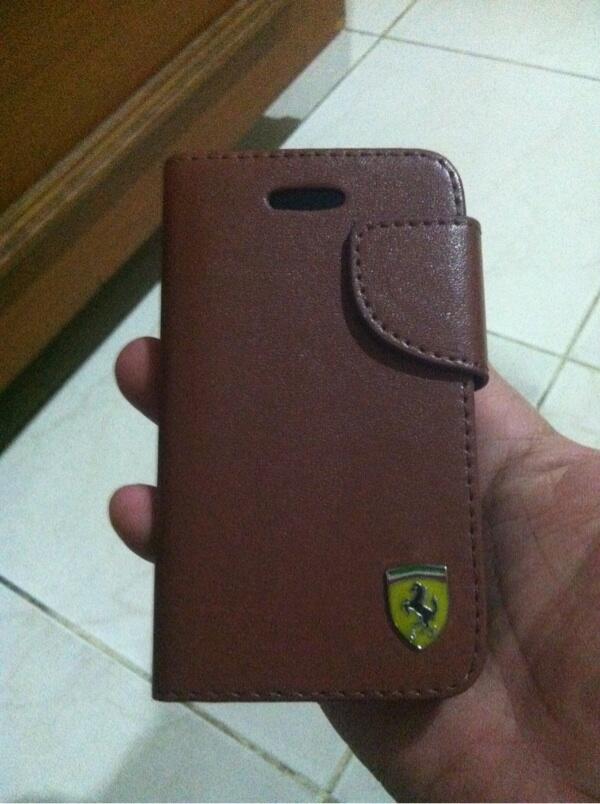 Flip cover or wallet case iphone 4g or 4s ferrari