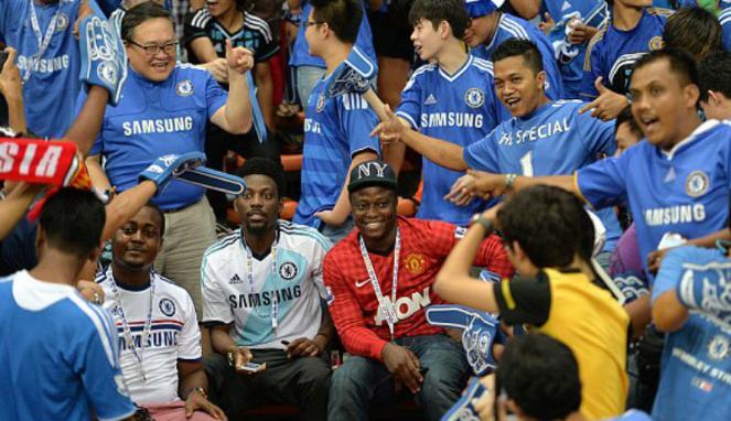 Suporter Chelsea di Malaysia &quot;Lucuti&quot; Pendukung MU