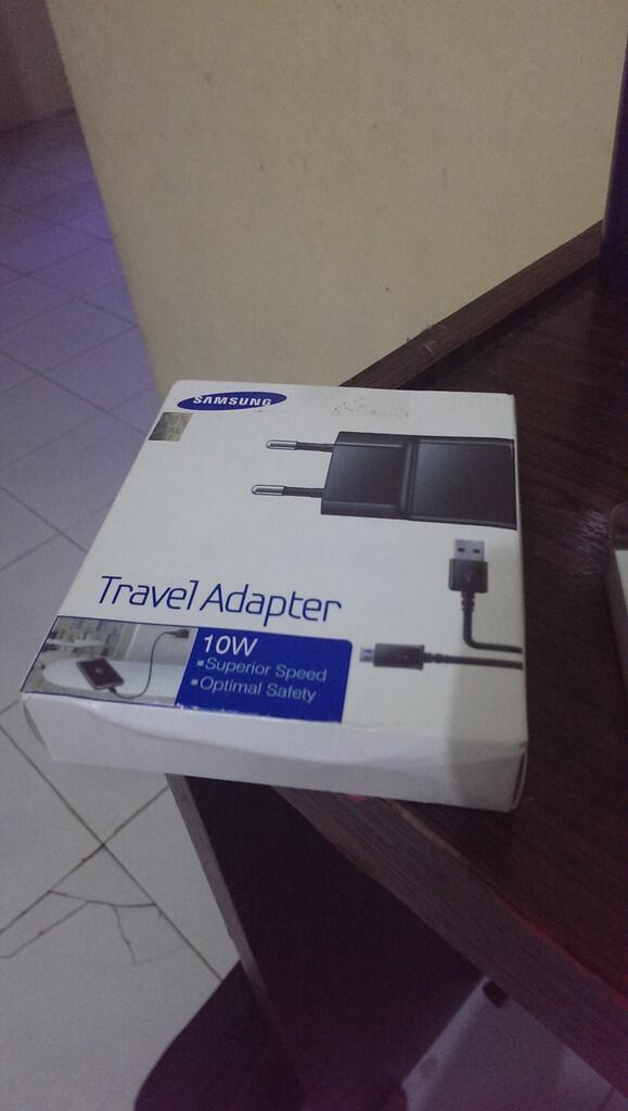 Jual Flip Cover dan Charger Samsung Galaxy Note II Ori, gak jadi pake