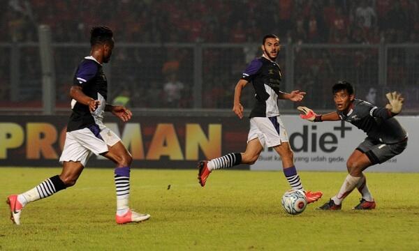 Foto-foto kedatangan Liverpool ke Indonesia 