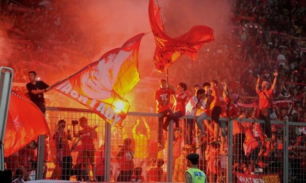 Foto-foto kedatangan Liverpool ke Indonesia 