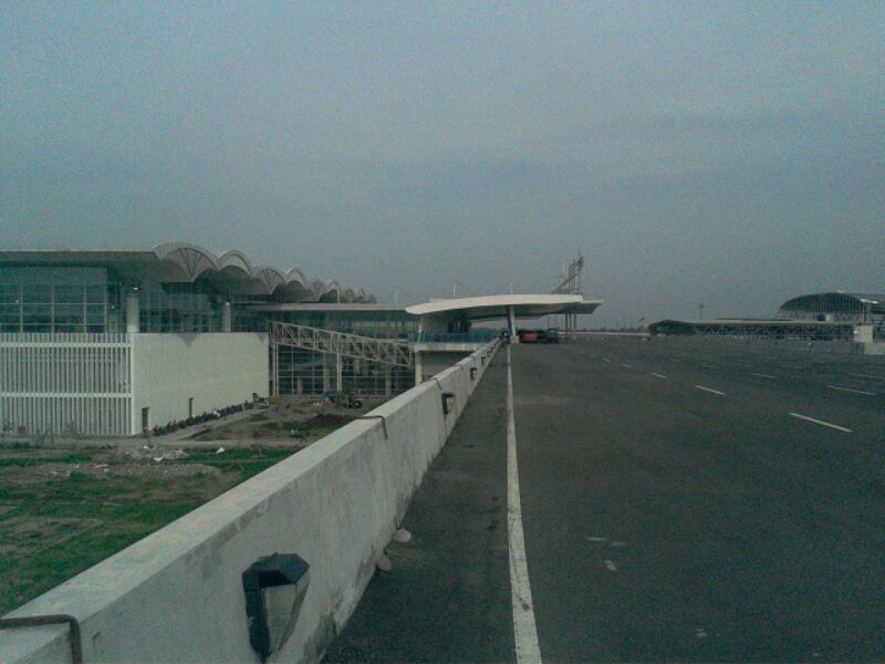 ini gan penampakan bandara kualanamu pengganti bandara polonia