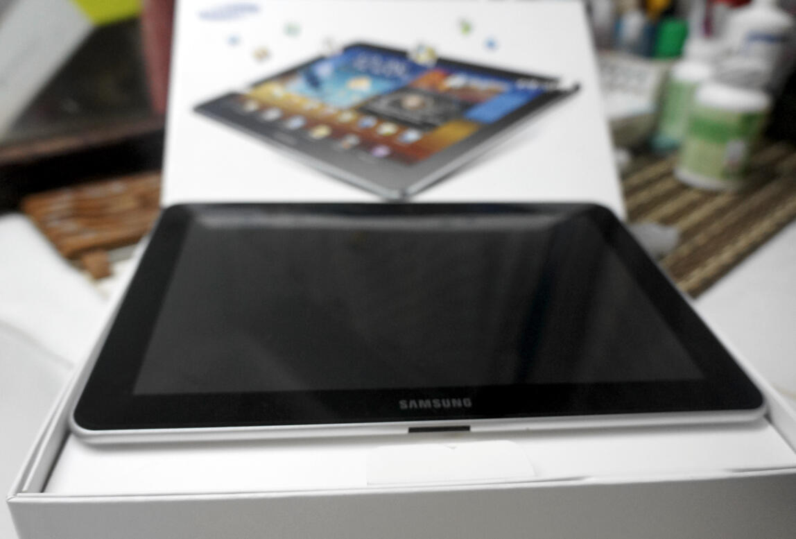 Superb Samsung GALAXY Tab 10.1 Wi-Fi 3G P7500 64GB EPIC RARE condition