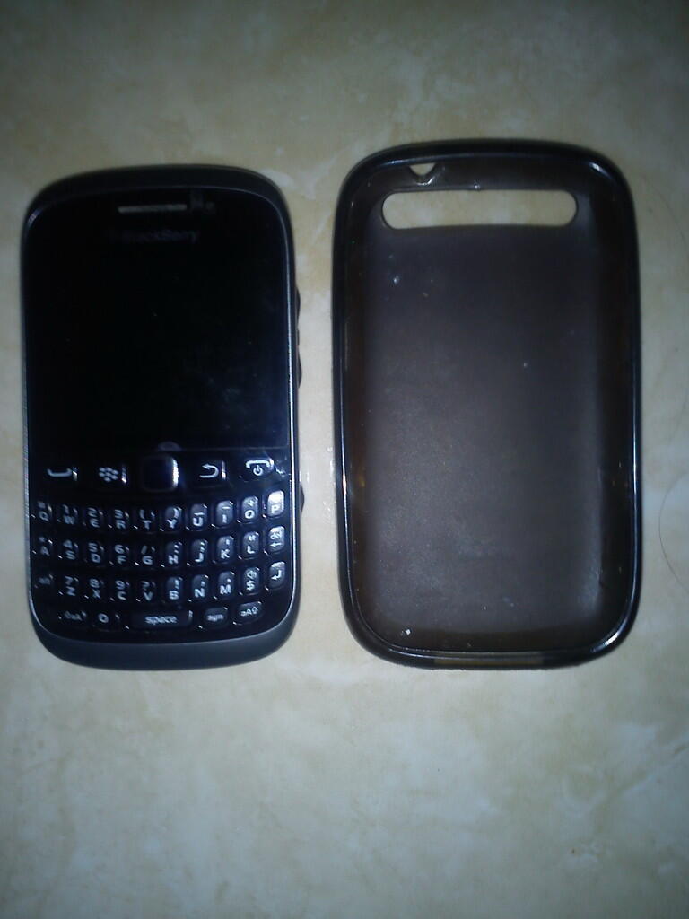 WTS Blackberry Curve 9320 aka Amstrong Kondisi sangat muluss BANDUNG