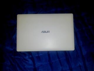 Asus UltraBook X201 Tipis Setipis Harganya.