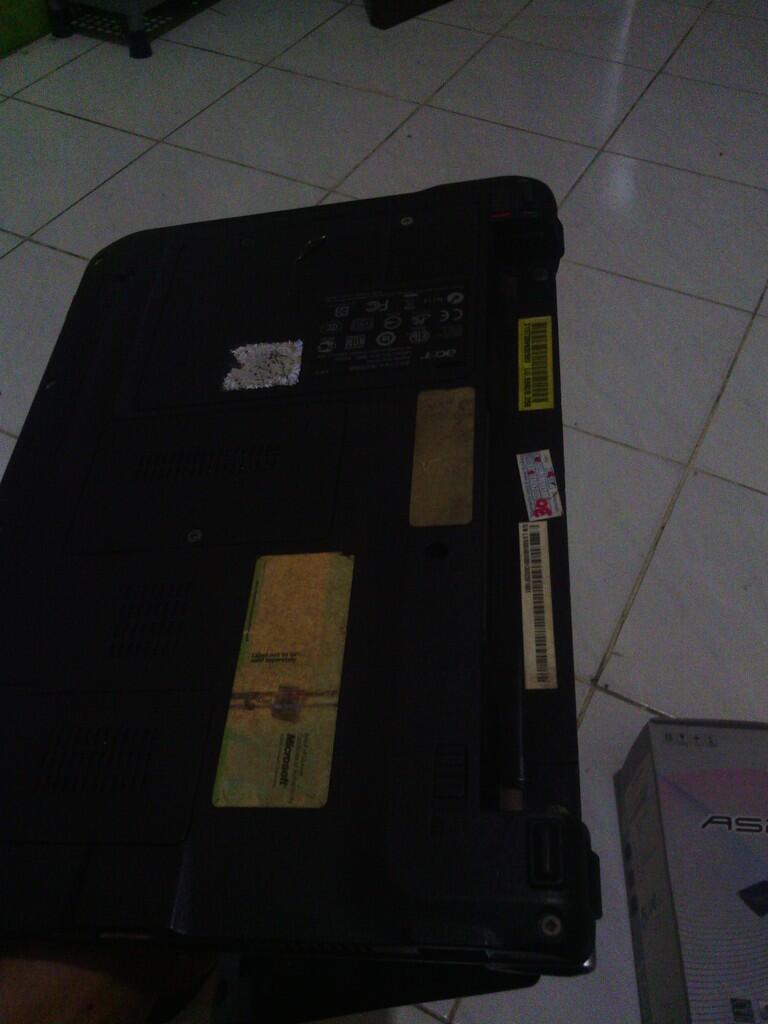jual acer aspire one D250