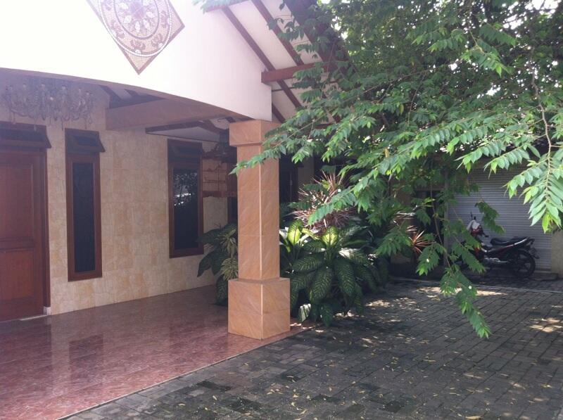 Jual rumah di ciledug tangerang