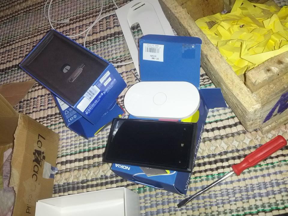Nokia C5-03 Green Mulus Fullset Ex Garansi Resmi + Bonus (Di Lihat Dulu Gan)