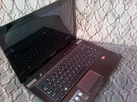 LENOVO GAMING Z475. amd a8-3500 QUADCORE. ram 4gb. hdd 750gb. radeon 6620g. FULLSET