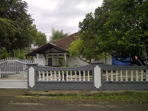 DIJUAL Rumah Villa di BOGOR View Langsung Gunung Salak