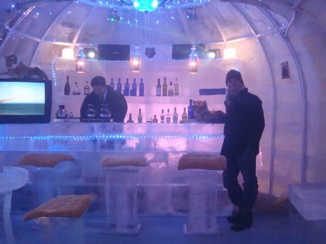 Cafe &amp; Bar Ini Terbuat Dari Es 