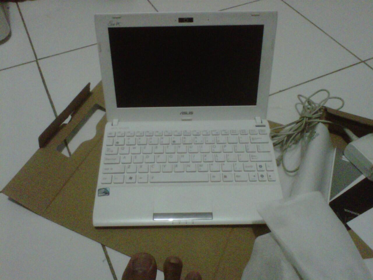 jual netbook Asus Eee PC 1025C White N2800 2GB 320GB FULLSET garansi panjang