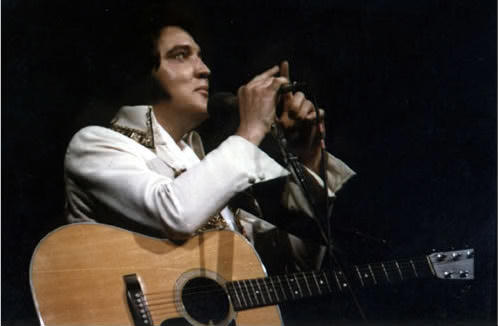 ELVIS PRESLEY, THE KING of Rock n' Roll, Legenda Sepanjang Masa