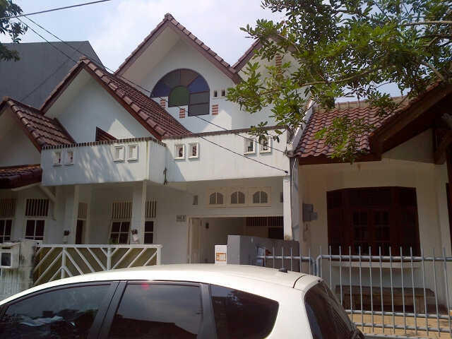 DIJUAL RUMAH DI GRIYA FLAMBOYAN, REMPOA,JAKSEL (CS31)