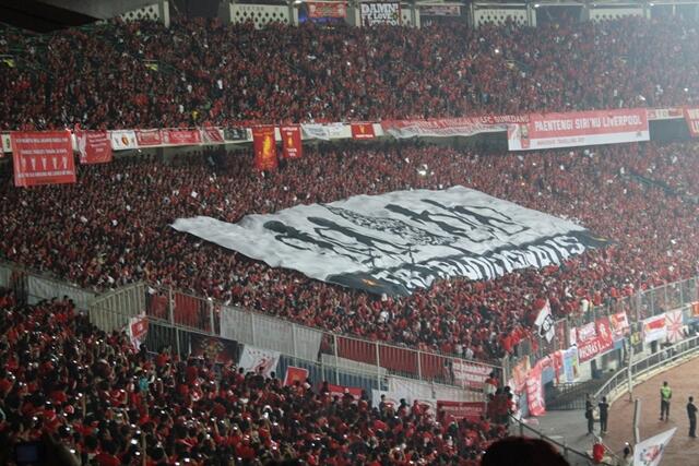 Foto-Foto Fans Liverpool ketika di GBK! Salut gan!