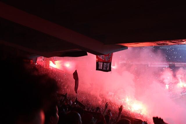 Foto-Foto Fans Liverpool ketika di GBK! Salut gan!