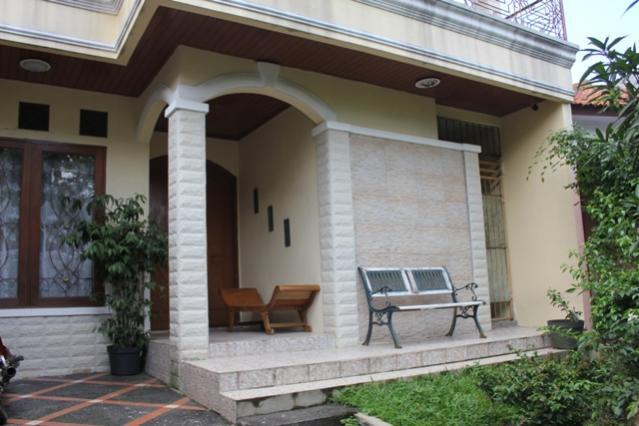 RUMAH UNIK HARGA ANTIK