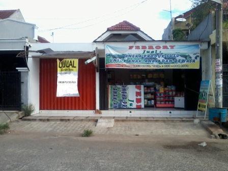 di jual rumah dan 2 toko di harapan baru bekasi