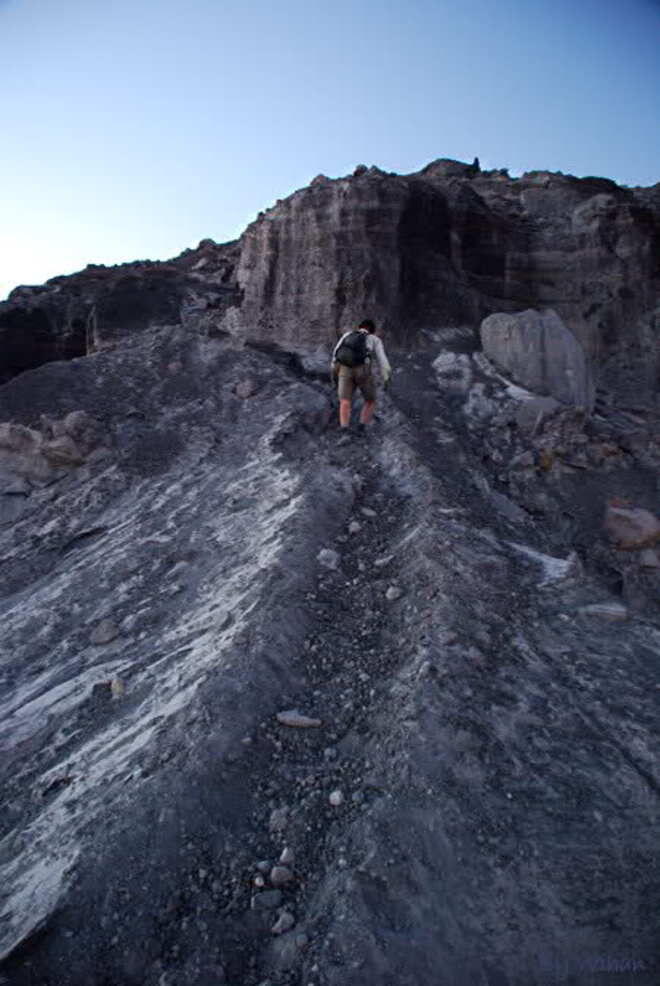 Foto-Foto Keindahan Mahameru, Puncak Abadi Para Dewa