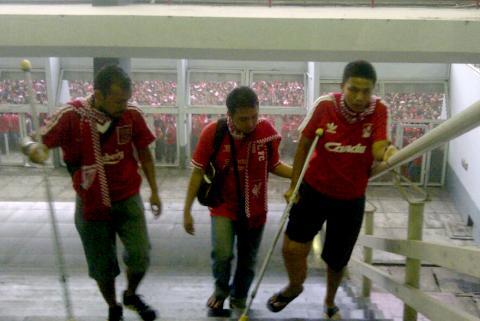 Kisah Paul Cumming menonton the reds di GBK