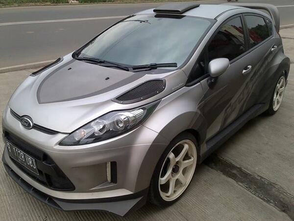 Terjual Ford fiesta limited edition special ken block 