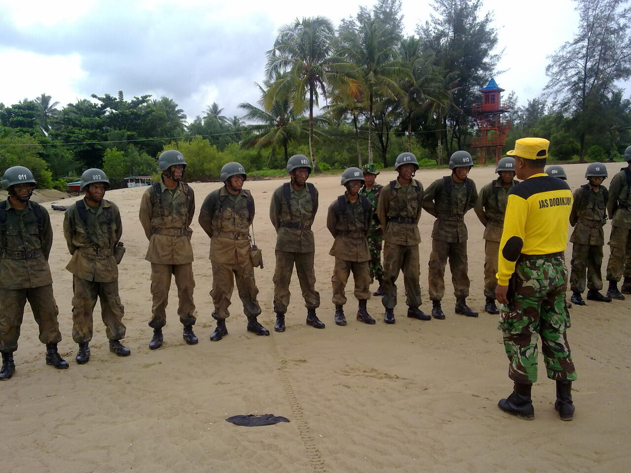 masa-masa ane ikut pendidikan semi militer gan...,(pic) ..,seru!!! gan..,