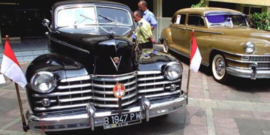 KISAH SOEKARNO DAN MOBIL-MOBILNYA (ternyata ada yang hasil curian gan....)