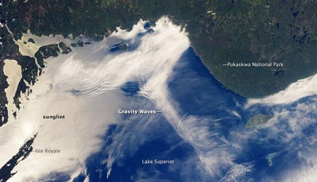 Fenomena Gelombang Gravitasi Tertangkap Lensa NASA