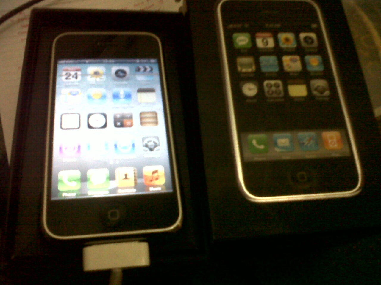 Jual iphone 2G Dusbuk, 800ribuan (Bandung)
