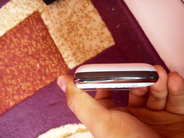 Jual Blackberry Onyx 2 9780 WHITE eks TAM MURAH Bandung