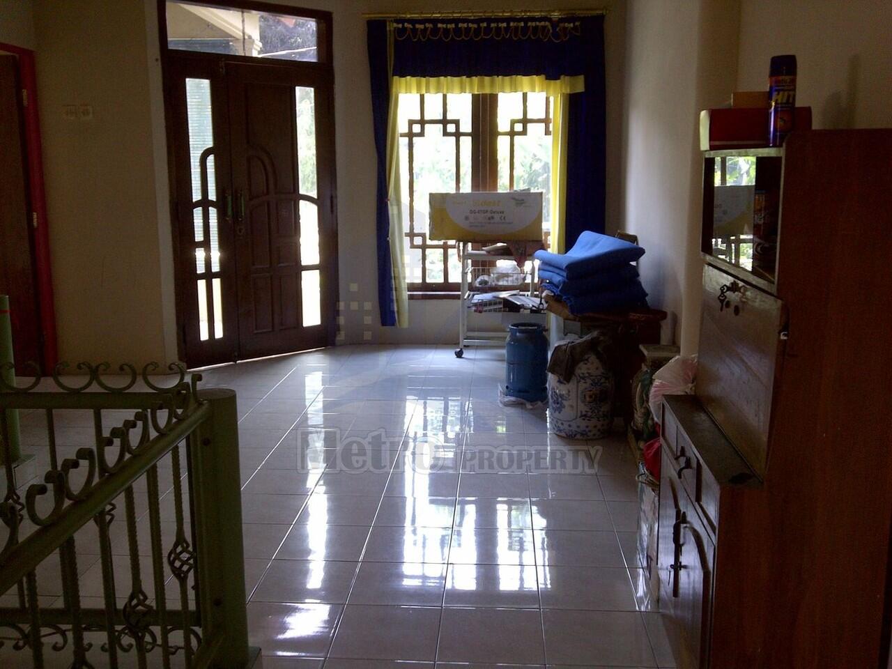 Rumah 2 Lantai Luas Kokoh Bagus Di Gisikdrono Smg Barat