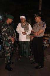 FPI 'berteman' sama Para Jendral. Masup gan/sis!!!!