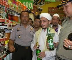 FPI 'berteman' sama Para Jendral. Masup gan/sis!!!!