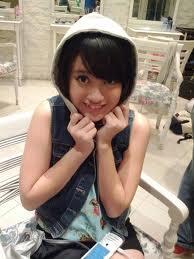 FOTO* NABILAH JKT45 VS ANISSA CHERRYBELLE ( MANA AGAN PILIH )