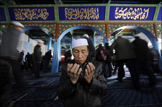 Mualaf Tionghoa Antusias mengikuti Pengajian Tauhid Islam selama Ramadhan