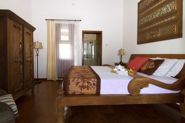 Disewakan - Villa Keluarga - Modern Joglo with Pool di Batu - Jatim