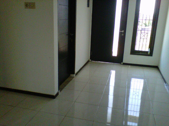 Rumah 2 lantai di Pakal Residence Surabaya