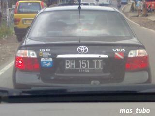 Plat mobil yang bikin :ngakak 