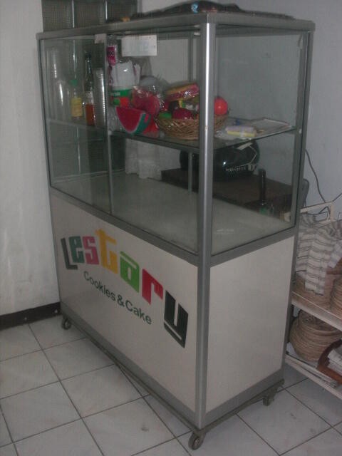 Terjual wts kulkas Samsung 2pintu Microwave Signora Lemari  