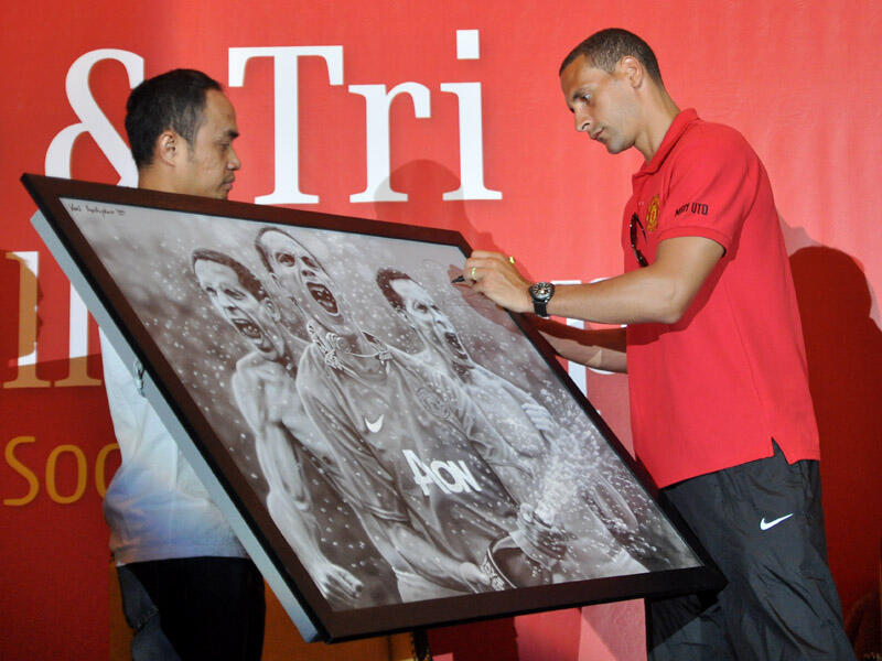 Kumpulan Foto Team Sepakbola/Pemain Dunia Yang Pernah ke Indonesia