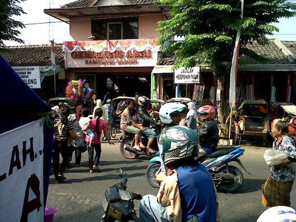 Pasar GEMOLONG Dalam kenangan, Menyenangkan dan begitu MENYAKITKAN.
