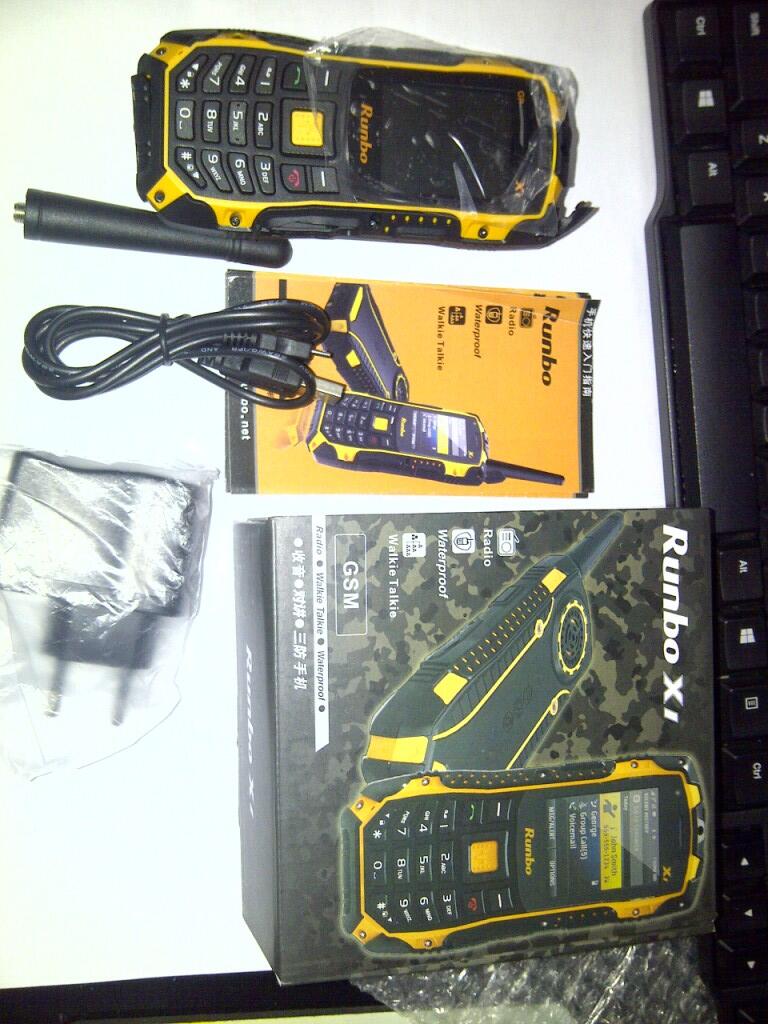 Handphone Outdoor antik RUNBO X1.cocok buat trabas,offroad,yang berjiwa adventure.