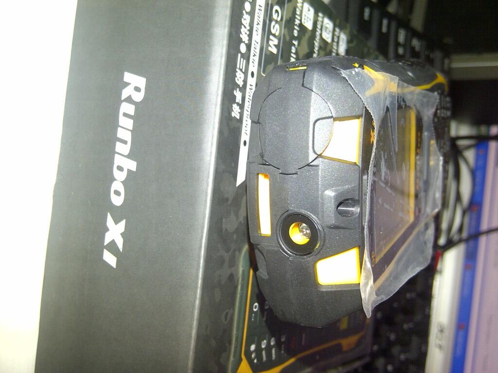 Handphone Outdoor antik RUNBO X1.cocok buat trabas,offroad,yang berjiwa adventure.